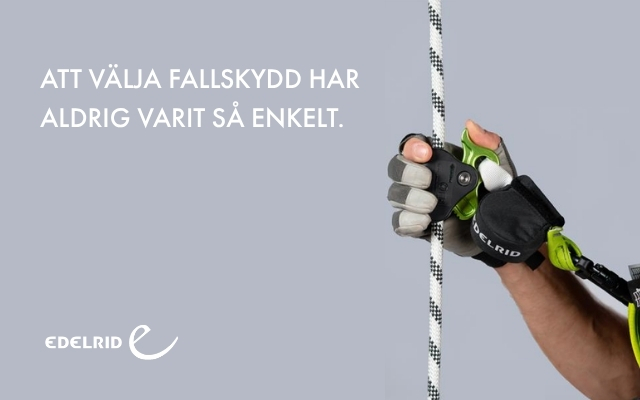 Hand med skyddshandske h&aring;ller ett rep med en gr&ouml;n fallskyddsanordning; gr&aring; bakgrund med texten &rdquo;Att v&auml;lja fallskydd har aldrig varit s&aring; enkelt&rdquo; och Edelrid-logotyp.